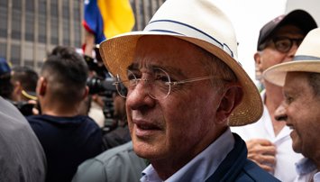 Política