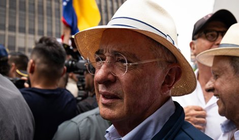 Política
