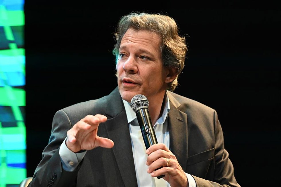 Archivo - El ministro de Hacienda brasileño, Fernando Haddad
