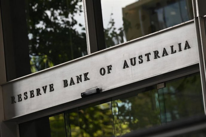 Archivo - The Reserve Bank of Australia headquaters in Sydney, Tuesday, October 4, 2022. The Reserve Bank of Australia board holds its monthly meeting ahead of an announcement on interest rates. (AAP Image/Dean Lewins) NO ARCHIVING
