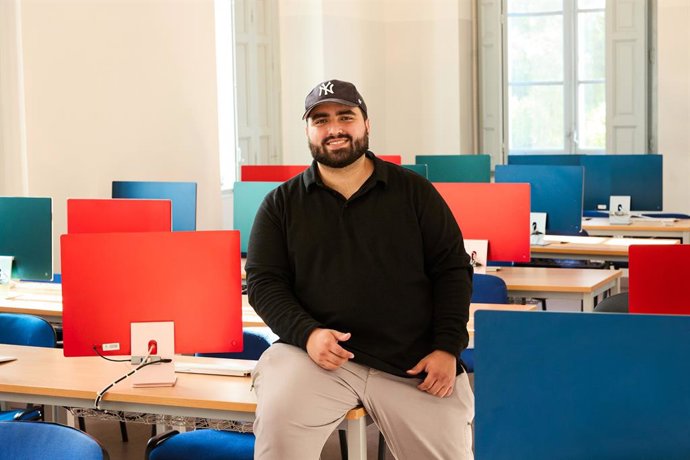 Tomás Camillo Gómez va estudiar Màrqueting i Publicitat amb el suport d'un préstec Skills & Education de MicroBank