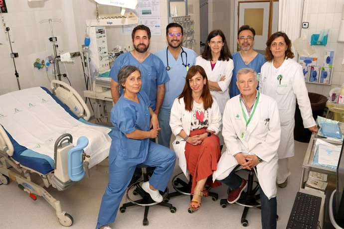 Profissionais de saúde envolvidos na assistência ao parto no Hospital Universitário Virgen Macarena.