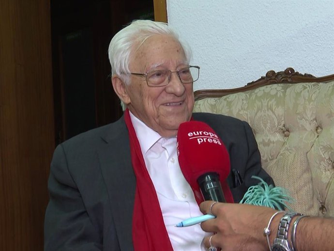 El Padre Ángel confía en Terelu para rescatar un ritual que se está perdiendo