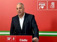 PSOE-A pide que Antonio Sanz y Catalina García comparezcan en el Parlamento para explicar los incendios de Tarifa