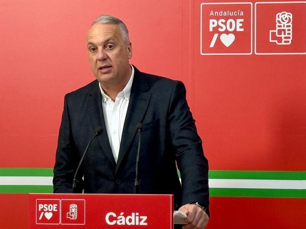 Archivo - El secretario general del PSOE de Cádiz y diputado en el Congreso, Juan Carlos Ruiz Boix, en una imagen de archivo.