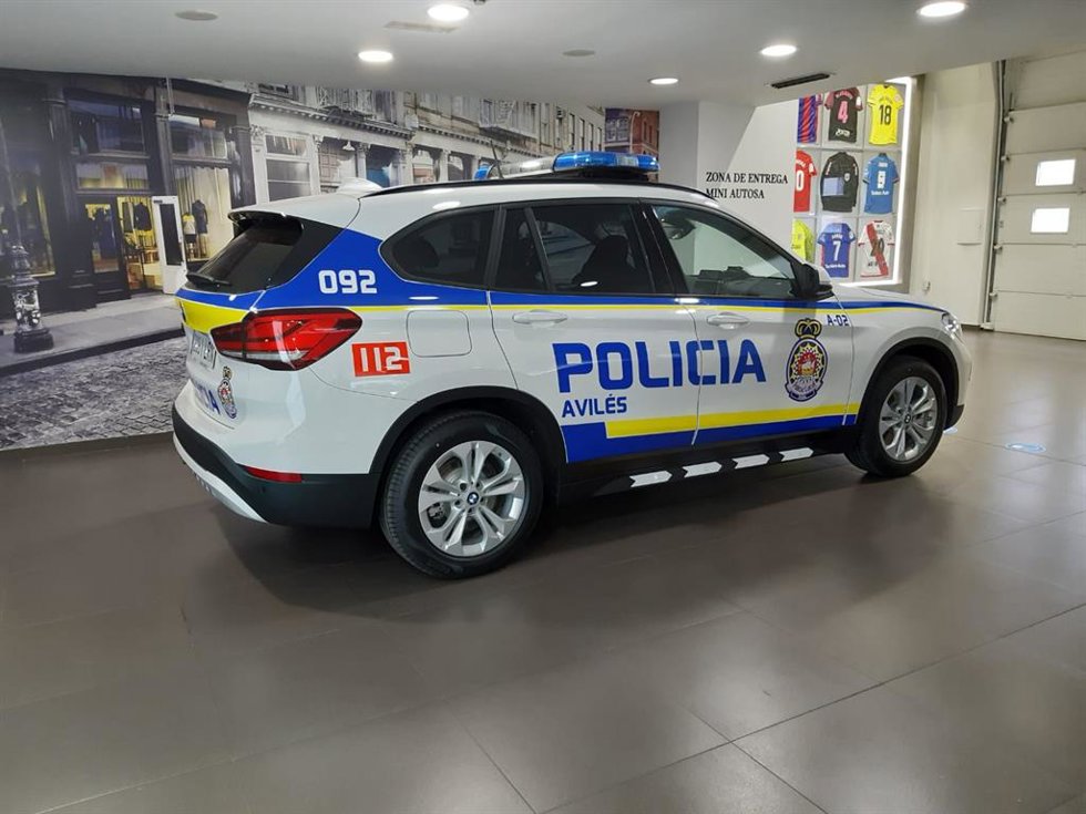 Archivo - Nuevo coche de la Policía Local de Avilés.