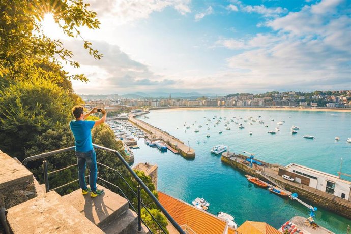 Las reservas para el puente de agosto se disparan