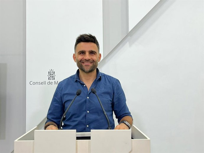 Archivo - Imagen de archivo del portavoz adjunto del PP en el Consell de Mallorca, Bernat Vallori.