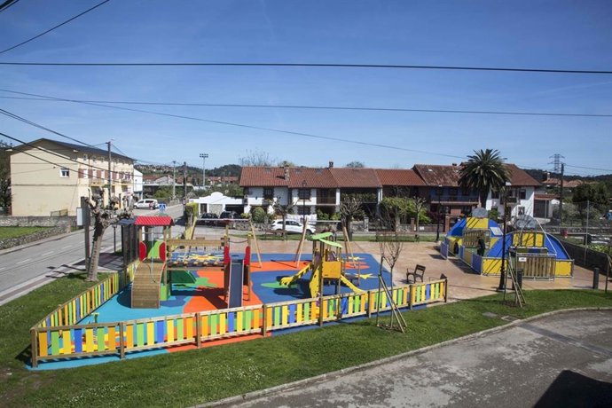Archivo - Parque infantil de Escobedo.