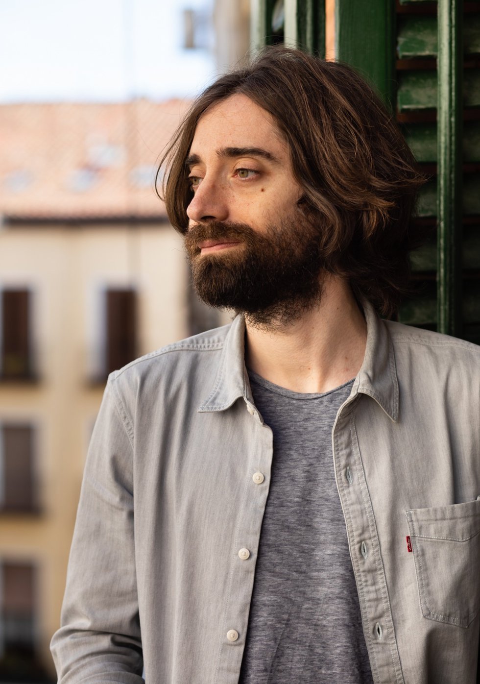 Archivo - El escritor Juan Gómez Bárcena