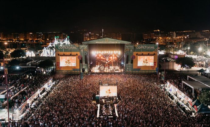 Imagen de archivo de una de las actuaciones en el escenario principal del Cooltural Fest en Almería.