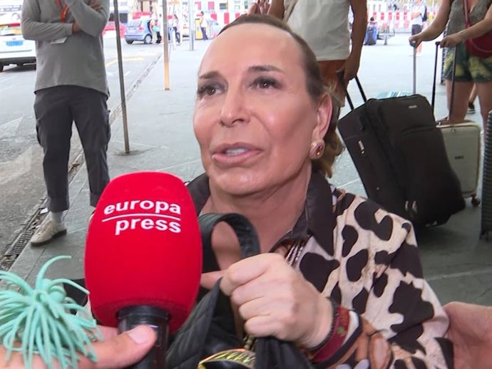 Benita le aconseja a Terelu Campos tras su ritual a la luna