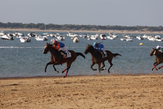 Carreras de Caballos de Sanlúcar de Barrameda. Imagen de archivo. 