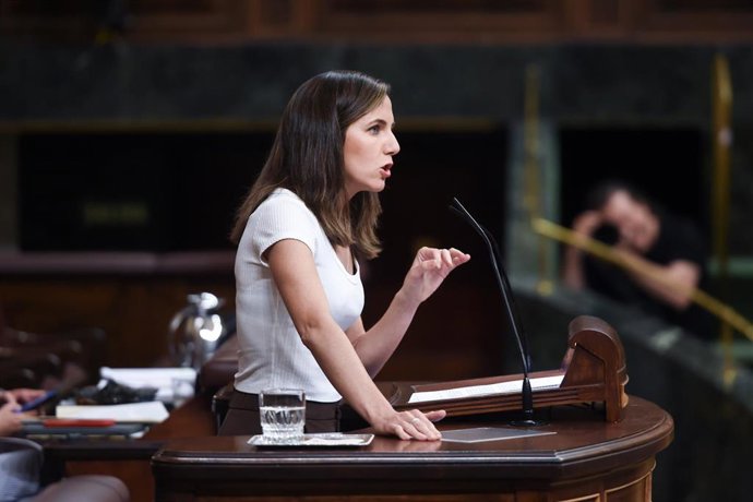 Archivo - La secretaria general de Podemos y exministra de Derechos Sociales, Ione Belarra