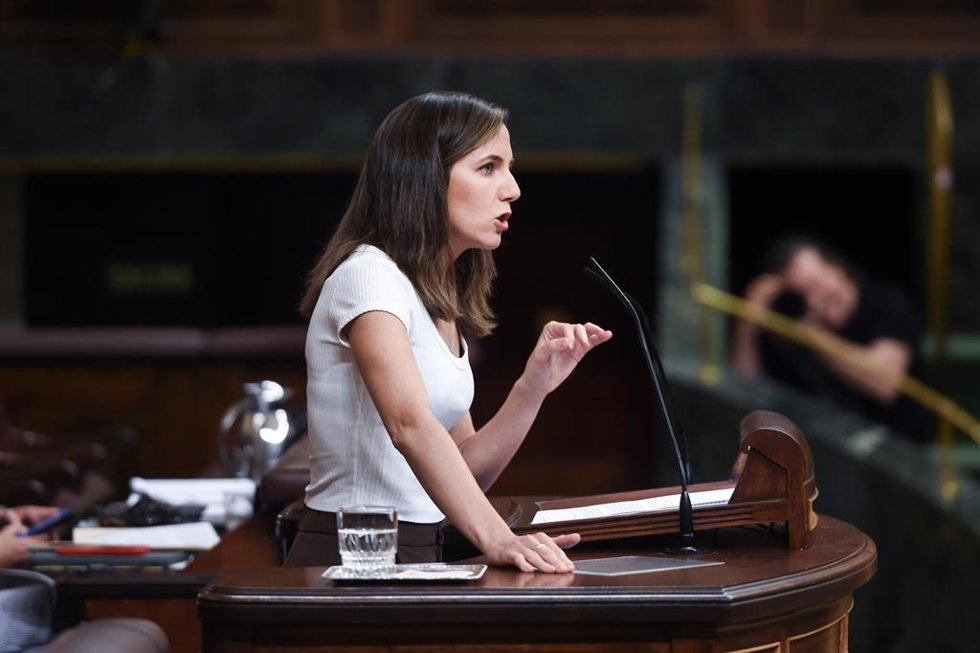 Archivo - La secretaria general de Podemos y exministra de Derechos Sociales, Ione Belarra