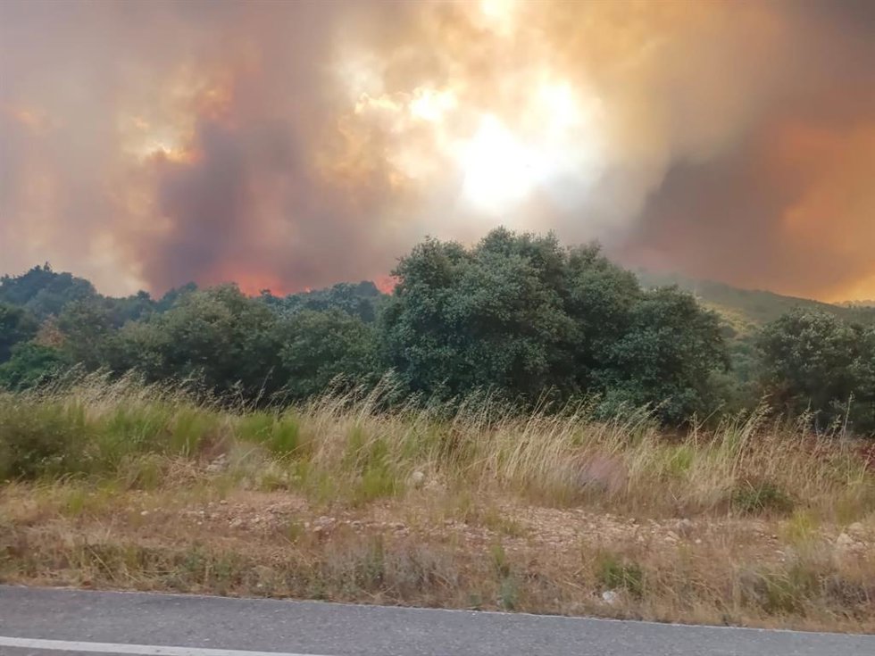 Incendio en Yeres (León).