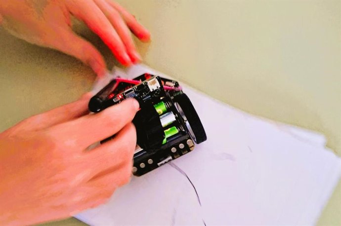 Formación en competencias digitales básicas.