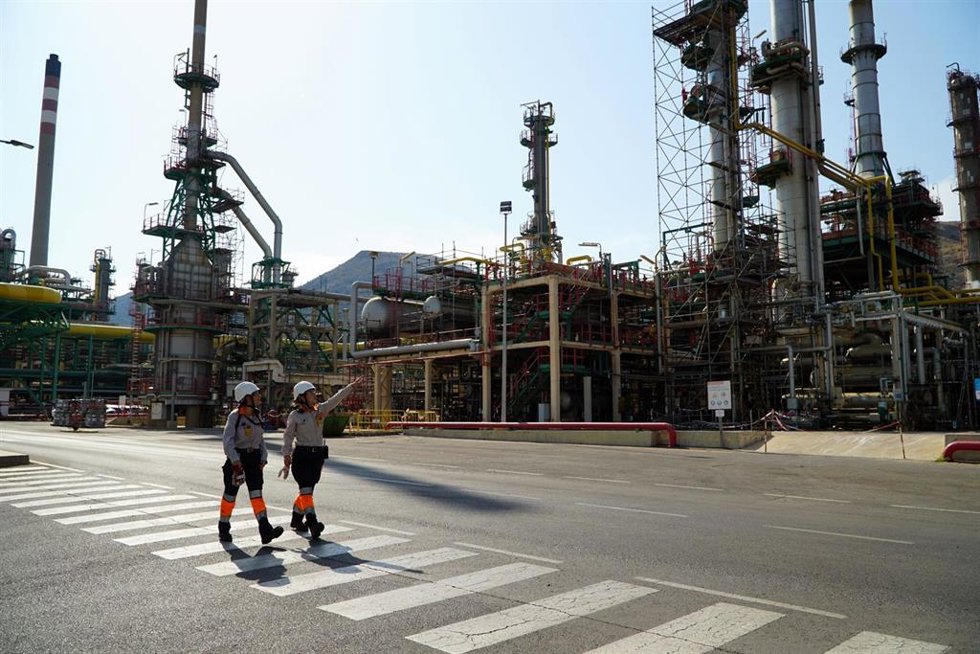 Empleadas de Repsol en Cartagena
