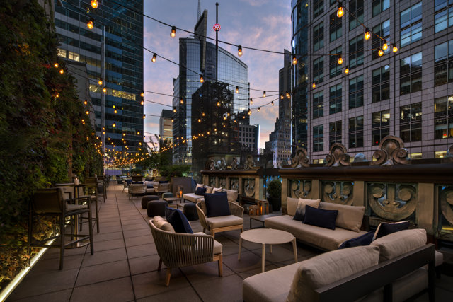 St. Cloud Rooftop en The Knickerbocker