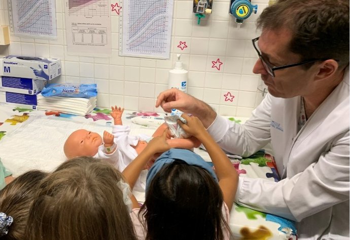 Programa '¿Te convertirás en hermano o hermana mayor? Ven a conocer el Hospital'