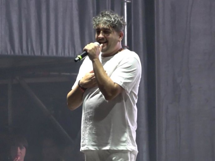 Camela cancela sus próximos conciertos: el hijo de Dioni revela el problema  de salud de su padre