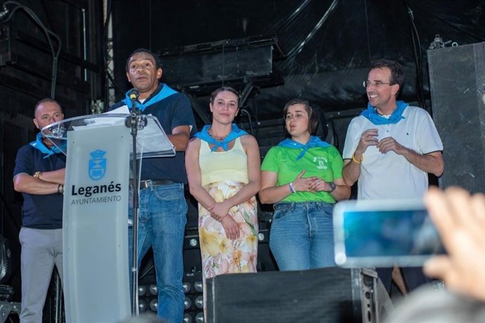 Jimmy Brody en el pregón de las fiestas de Nuestra Señora de Butarque de Leganés
