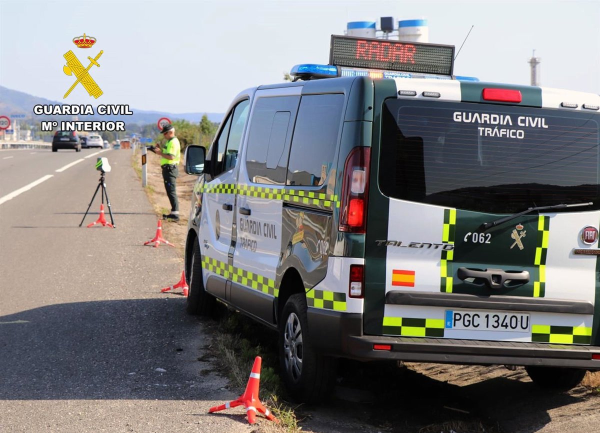 Denunciado un motorista por circular a casi 200 kilómetros por hora por la autovía RM-15