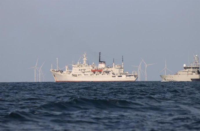 Buque ruso al que Bélgica vigila su actividad en el mar del Norte.
