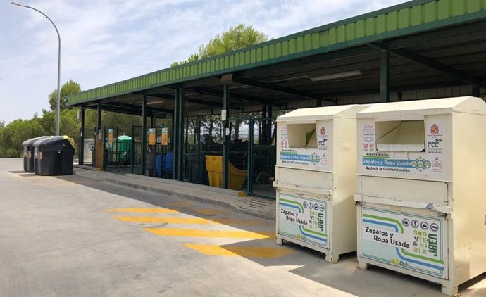 Instalaciones del punto limpio de la capital jiennense