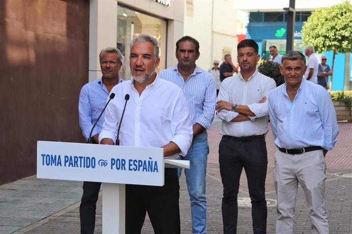El vicesecretario de Política Autonómica, Municipal y Análisis Electoral del PP, Elías Bendodo, en Marbella (Málaga).