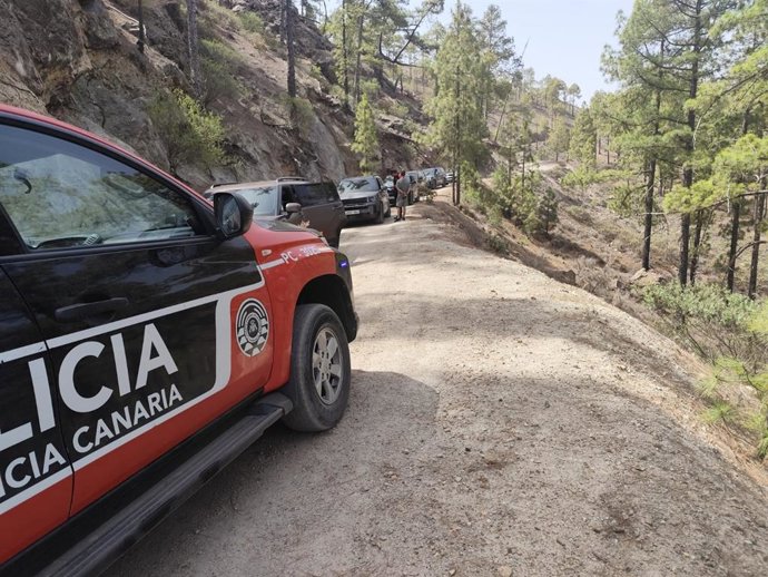 Sucesos.- La Policía Autonómica interviene el acceso de una caravana de vehículos en la Reserva de Inagua (Gran Canaria)