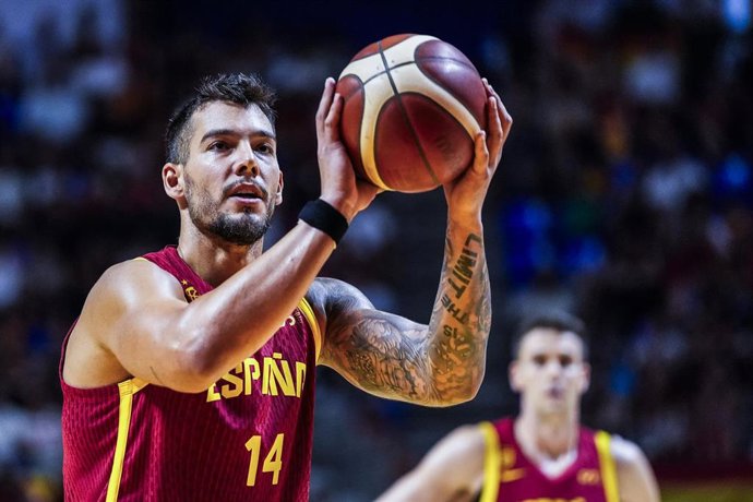 Willy Hernangomez of Spain in action during City of Malaga Tournament, basketball match played between Spain and Czechia at Jose Maria Martin Carpena Pavilion on August 7, 2025, in Malaga, Spain.