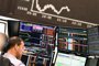 El Ibex 35 cierra por encima de los 15.000 puntos por primera vez en 18 años