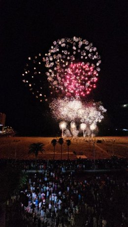 Castillo de fuegos acuático