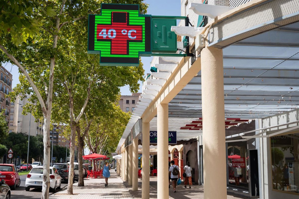 Casi toda Extremadura continuará este jueves con aviso naranja por altas temperaturas de hasta 41ºC