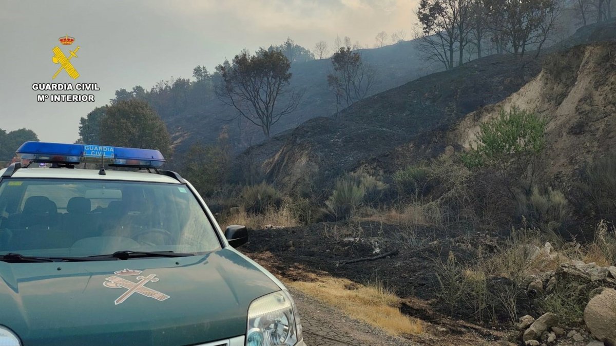 Cortadas la A-66 y la N-630 por los incendios en Jarilla, Cabezabellosa y Villar de Plasencia