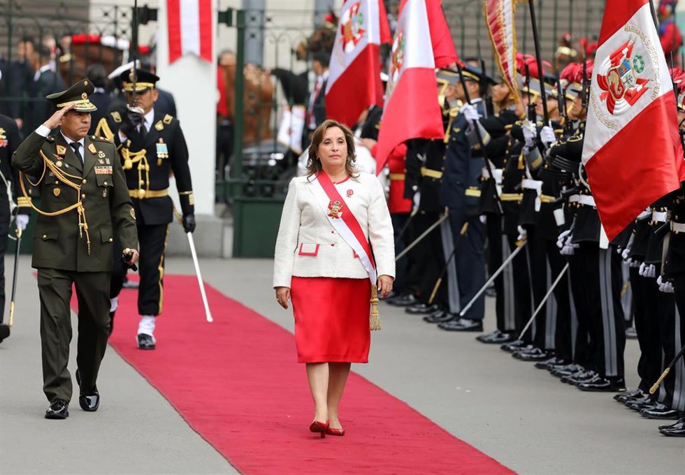 La presidenta de Perú, Dina Boluarte, participa en los actos por el aniversario de la independencia