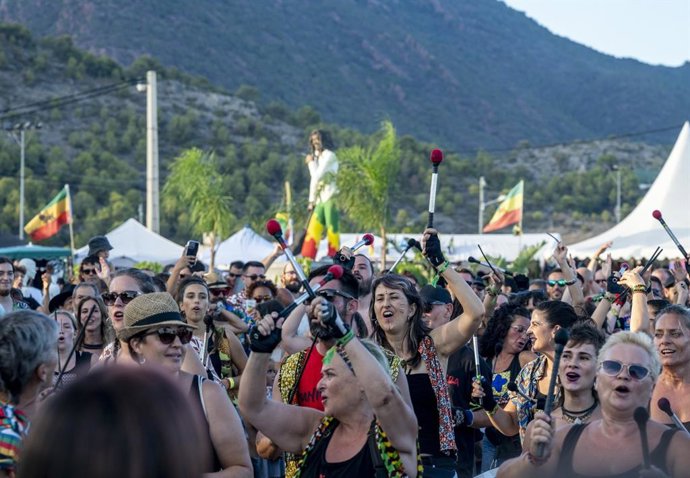 Recinto de conciertos del Rototom Sunsplash en Benicàssim, a los pies del parque natural del Desert de les Palmes.