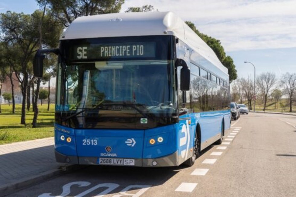 Archivo - Un servicio especial gratuito de EMT Madrid conectará las estaciones de Príncipe Pío y Aravaca