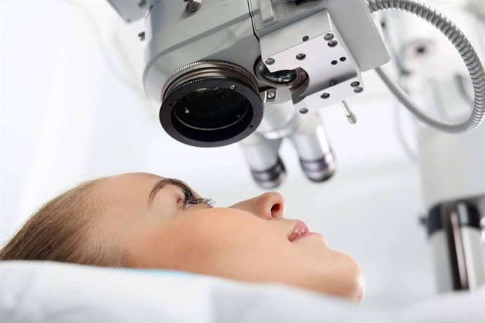 Medrism explora la relación entre la tecnología oftalmológica y el auge del turismo médico.