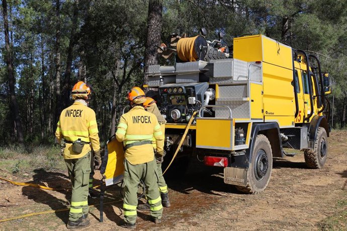 Efectivos del Infoex en una imagen de archivo