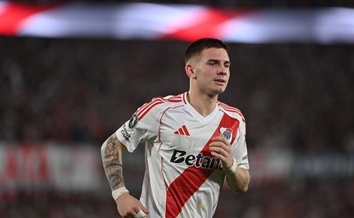 Archivo - O argentino Franco Mastantuono com o River Plate