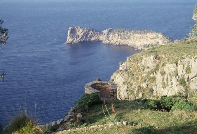 Cuevas, refugios y fortalezas: los secretos subterráneos de las Islas Baleares