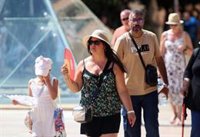 Las altas temperaturas no dan tregua, con Cantabria y País Vasco en nivel rojo este viernes por máximas de más de 40ºC