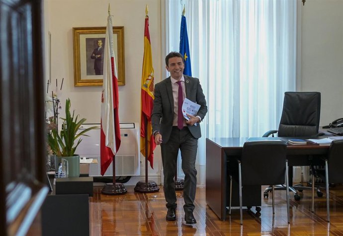 El delegado del Gobierno en Cantabria, Pedro Casares