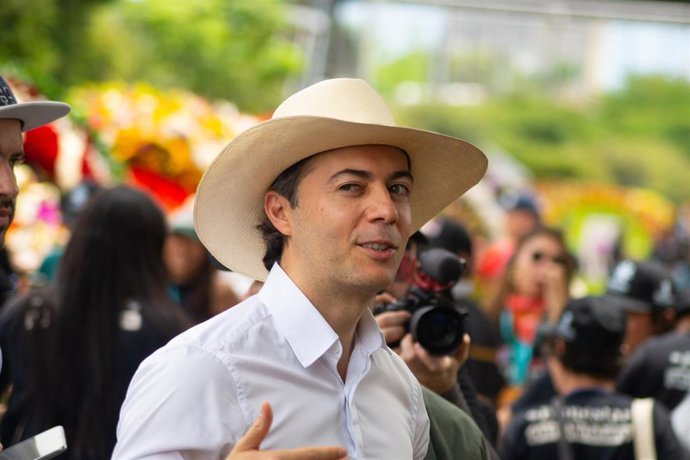 Archivo - El exalcalde de Medellín y precandidato presidencial de Colombia, Daniel Quintero 