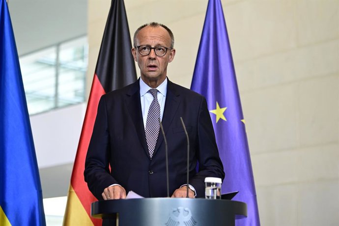 13 August 2025, Berlin: German Chancellor Friedrich Merz speaks during a statement with the Ukrainian President  Volodymyr Zelensky. Zelensky is taking part in virtual consultations with European heads of state and government in view of the meeting betwee