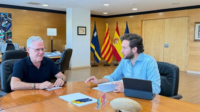 Monzón y Salou trabajan un hermanamiento para potenciar sus vínculos culturales e históricos en torno a Jaime I