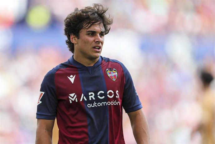 Archivo - El jugador del Levante UD Carlos Álvarez.