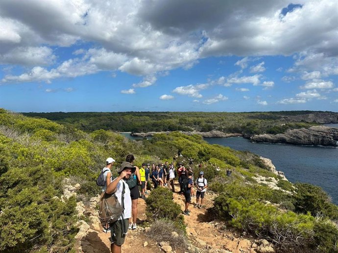 Más de 850 niños y jóvenes viven su verano con el Consell de Mallorca.